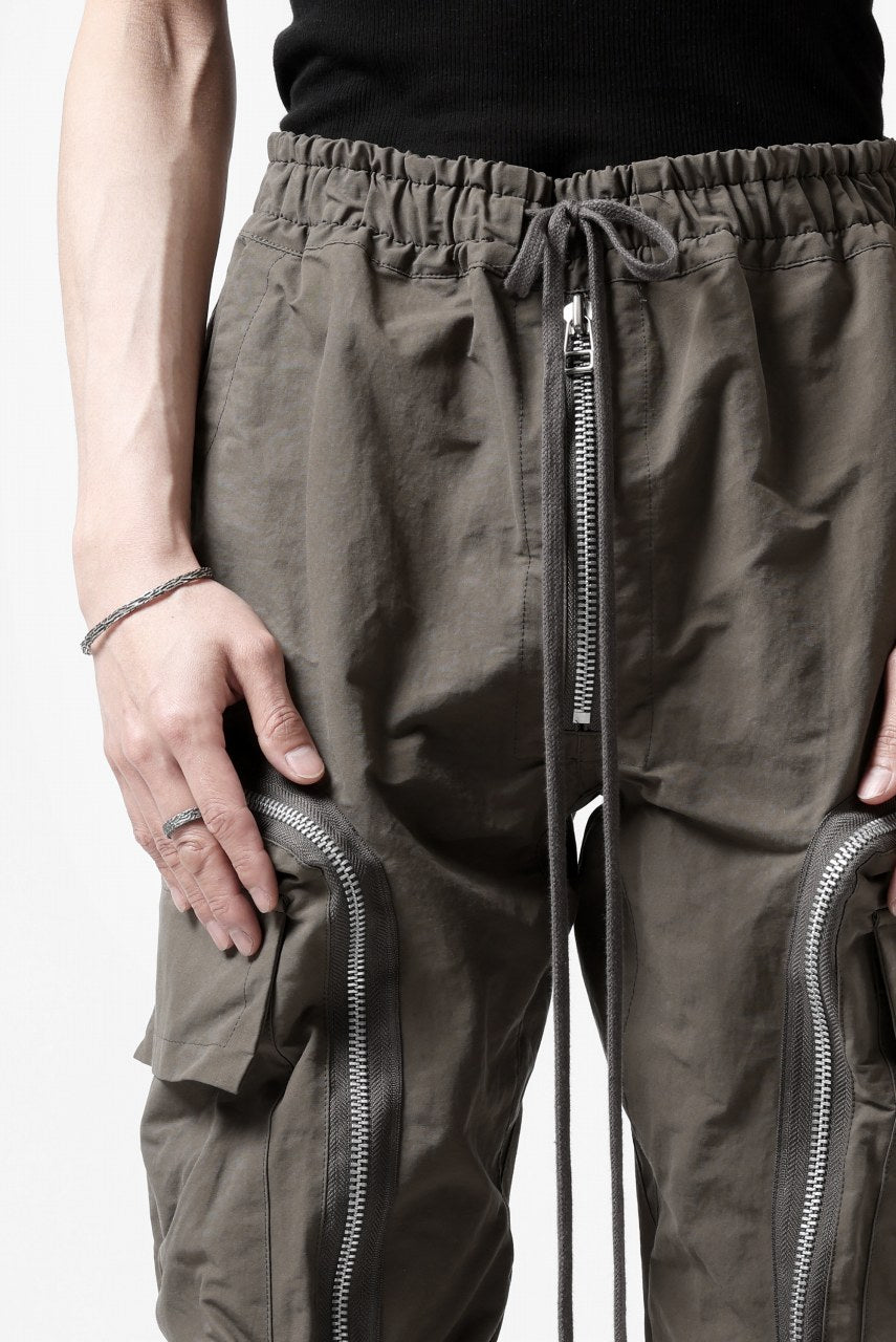 画像をギャラリービューアに読み込む, A.F ARTEFACT RADICAL-ZIP FIELD PANTS (KHAKI)
