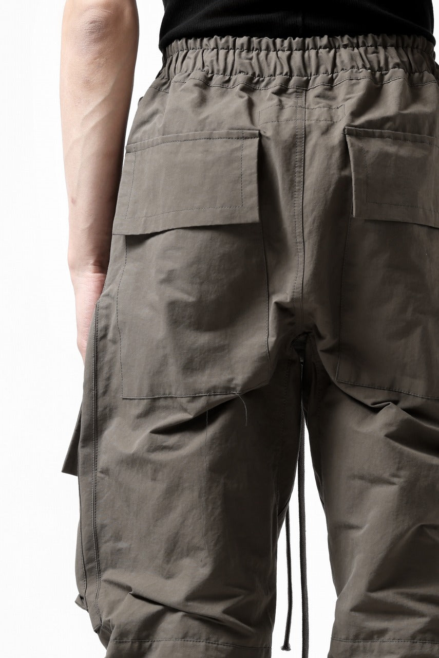 画像をギャラリービューアに読み込む, A.F ARTEFACT RADICAL-ZIP FIELD PANTS (KHAKI)