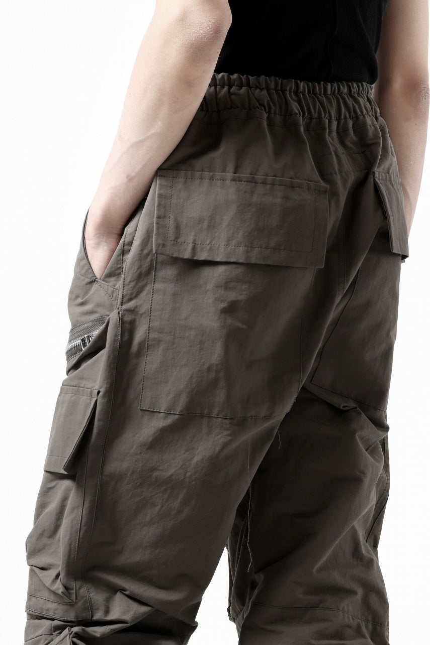 画像をギャラリービューアに読み込む, A.F ARTEFACT RADICAL-ZIP FIELD PANTS (KHAKI)