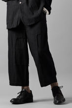 画像をギャラリービューアに読み込む, Aleksandr Manamis exclusive Bias Front Cropped Pant / Mesh Linen (BLACK)
