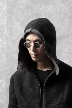 Load image into Gallery viewer, m.a+ one piece round glasses / OO300/TI (M.TITAN/BLACK)