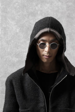 Load image into Gallery viewer, m.a+ one piece round glasses / OO300/TI (M.TITAN/BLACK)