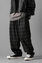 画像をギャラリービューアに読み込む, N/07 exclusive EASY WAIST TAPERED PANTS / T/R DOUBLE SIDE BRUSHED 2WAY STRETCH (CHECK)