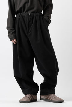 画像をギャラリービューアに読み込む, CAPERTICA BALLOON PANTS / NAPPING MOLESKIN (BLACK)