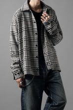 Load image into Gallery viewer, N/07 OPEN COLLAR L/S SHIRT / HOUNDSTOOTH GLEN CHECK (WHITE x GREY)