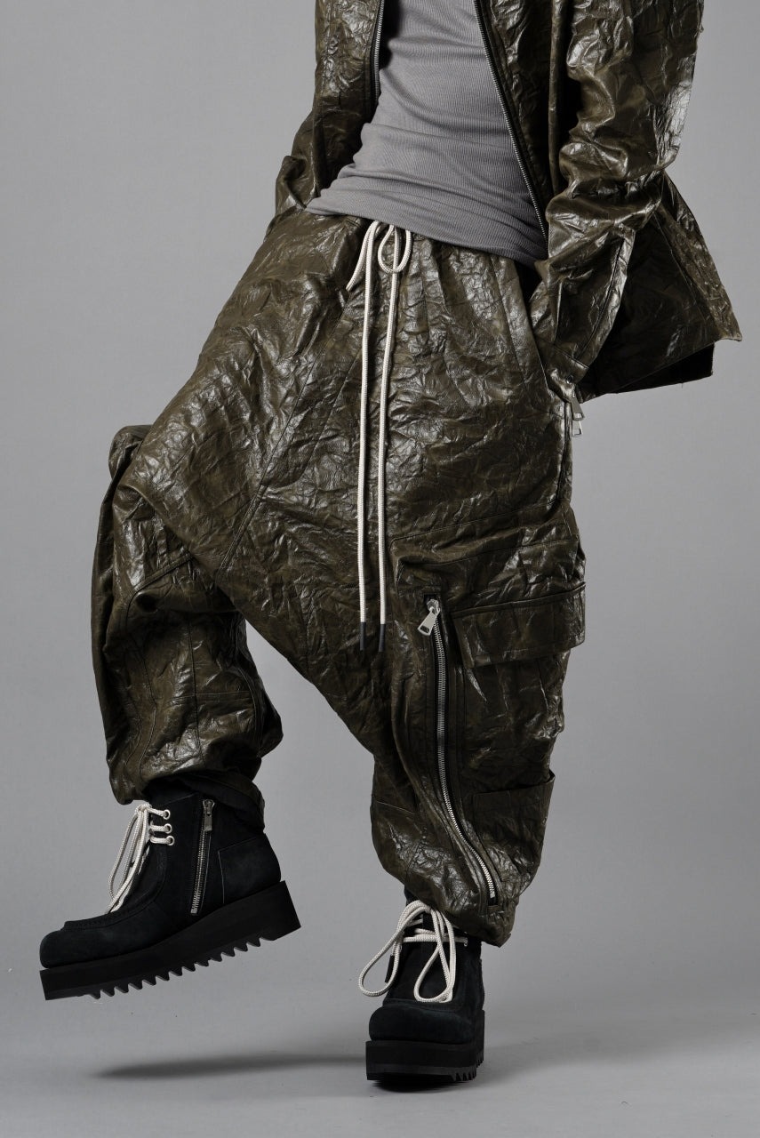 画像をギャラリービューアに読み込む, A.F ARTEFACT DROPCLOTCH WIDE PANTS / WASHER SYNTHETIC LEATHER (KHAKI)