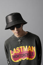画像をギャラリービューアに読み込む, ISAMU KATAYAMA BACKLASH BUCKET HAT / MONOCHROME LUXURY STEER (BLACK)