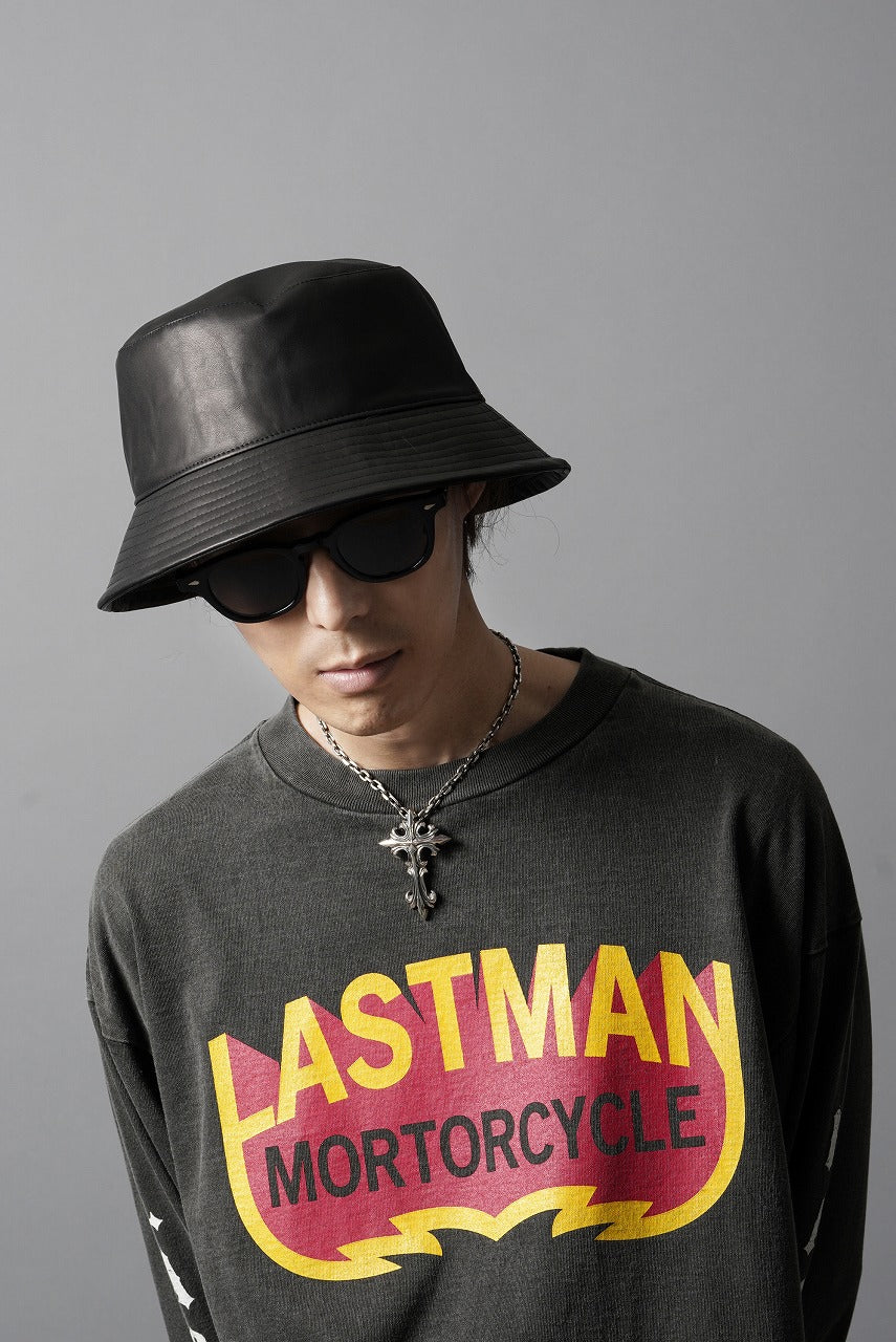 画像をギャラリービューアに読み込む, ISAMU KATAYAMA BACKLASH BUCKET HAT / MONOCHROME LUXURY STEER (BLACK)