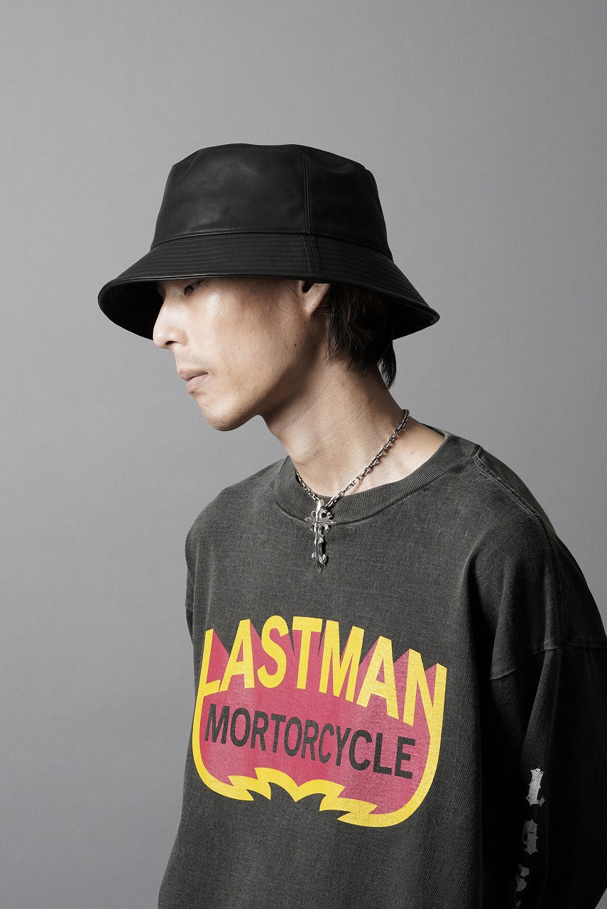 画像をギャラリービューアに読み込む, ISAMU KATAYAMA BACKLASH BUCKET HAT / MONOCHROME LUXURY STEER (BLACK)