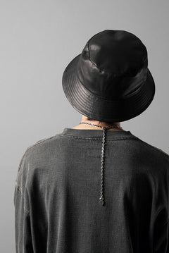 画像をギャラリービューアに読み込む, ISAMU KATAYAMA BACKLASH BUCKET HAT / MONOCHROME LUXURY STEER (BLACK)