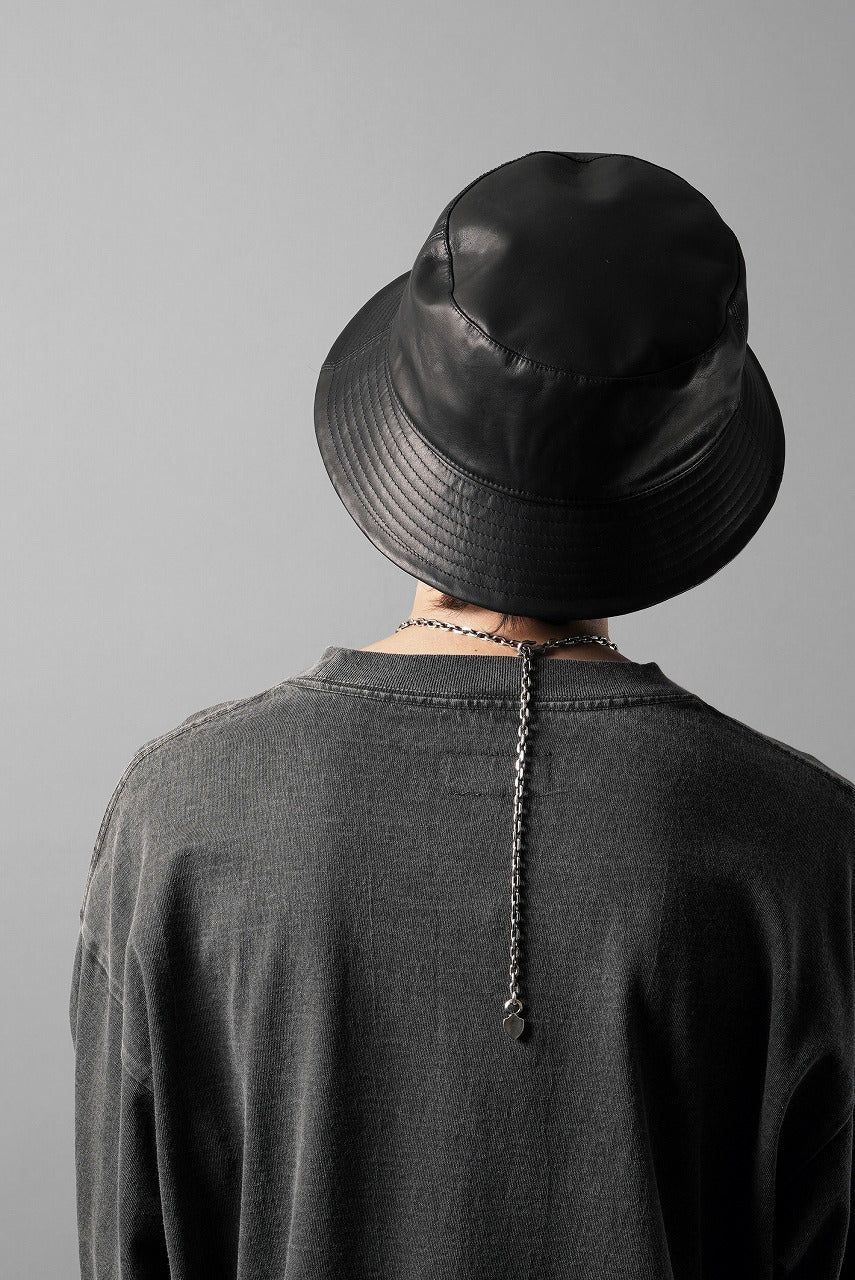 画像をギャラリービューアに読み込む, ISAMU KATAYAMA BACKLASH BUCKET HAT / MONOCHROME LUXURY STEER (BLACK)