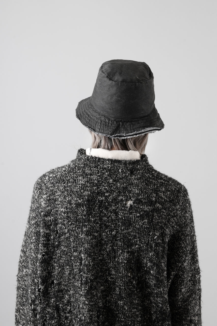 Load image into Gallery viewer, daub SOFT BUCKET HAT / RESIN COATED LIGHT TWILL COTTON (DARK GREY)