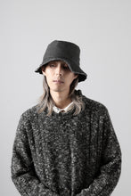 Load image into Gallery viewer, daub SOFT BUCKET HAT / RESIN COATED LIGHT TWILL COTTON (DARK GREY)