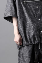 画像をギャラリービューアに読み込む, A.F ARTEFACT FRONT ZIP SQUEEZING SHIRT / PAISLEY JACQUARD (D.GREY)