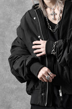 Load image into Gallery viewer, thom/krom FLIGHT BOMBER JACKET / WARM PADDED (BLACK)