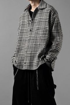 Load image into Gallery viewer, N/07 OPEN COLLAR L/S SHIRT / HOUNDSTOOTH GLEN CHECK (WHITE x BLACK)