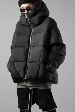 画像をギャラリービューアに読み込む, thom/krom BIG HOODIE OVERSIZED JACKET / WARM PUFFER (BLACK)
