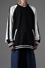 画像をギャラリービューアに読み込む, MASTERMIND WORLD SOUVENIR SWEATSHIRT / REGULAR FIT (BLACK x WHITE)
