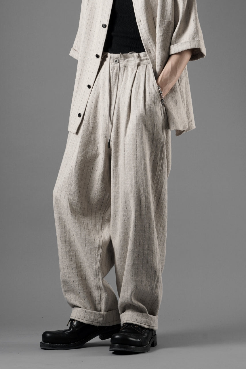 画像をギャラリービューアに読み込む, N/07 3 STITCHES WIDE TAPERED TROUSERS / HEAVY C/LI BUTCHER STRIPES (BEIGE)