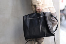 Load image into Gallery viewer, A.F ARTEFACT x Portaille LEATHER BACK PACK / WAXED HORSE LEAHER (BLACK)