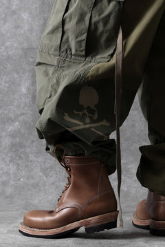 Load image into Gallery viewer, mastermind WORLD x ALPHA INDUSTRIES CARGO PANTS (OLIVE)