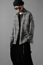 Load image into Gallery viewer, N/07 OPEN COLLAR L/S SHIRT / HOUNDSTOOTH GLEN CHECK (WHITE x BLACK)
