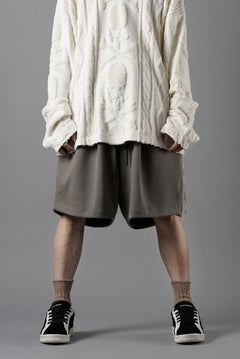 画像をギャラリービューアに読み込む, N/07 2 TUCKS EASY SHORTS / RIBBED CARDBOARD KNIT JERSEY (KHAKI GREEN)