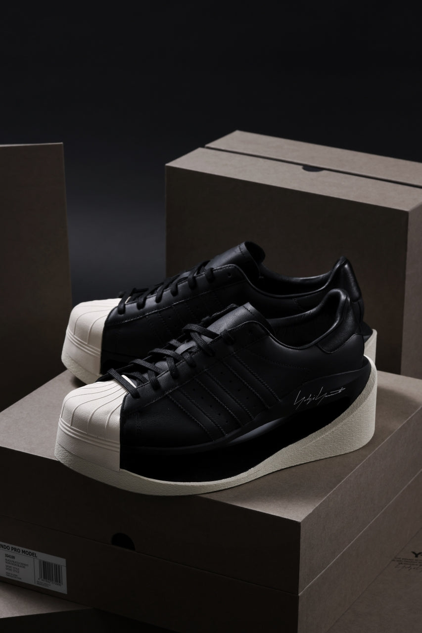 画像をギャラリービューアに読み込む, Y-3 Yohji Yamamoto GENDO SUPER STAR (BLACK x BLACK x CREAM WHITE)