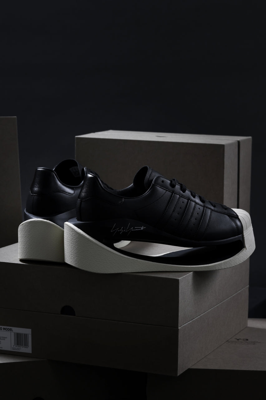 画像をギャラリービューアに読み込む, Y-3 Yohji Yamamoto GENDO SUPER STAR (BLACK x BLACK x CREAM WHITE)