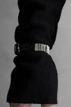 Load image into Gallery viewer, m.a+ thin silver wrapped wrist band / A-F7BL1/ GR2,0 (BLACK)