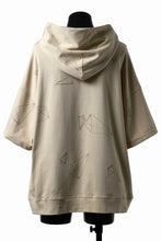 画像をギャラリービューアに読み込む, A.F ARTEFACT PYRA PATTERN PRINT SWEAT HOODIE SHORT SLEEVE (BEIGE)