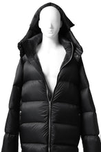 画像をギャラリービューアに読み込む, A.F ARTEFACT exclusive DUVET VERTICAL DOWN JACKET (BLACK)