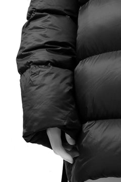 画像をギャラリービューアに読み込む, A.F ARTEFACT exclusive DUVET VERTICAL DOWN JACKET (BLACK)