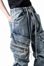 画像をギャラリービューアに読み込む, A.F ARTEFACT CARGO TUCK BAGGY PANTS / FADED DENIM (BLUE)