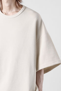 画像をギャラリービューアに読み込む, N/07 OVERSIZE TOP / RIBBED CARDBOARD KNIT JERSEY (IVORY)