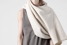 画像をギャラリービューアに読み込む, N/07 OVERSIZE TOP / RIBBED CARDBOARD KNIT JERSEY (IVORY)