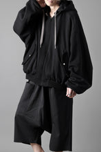 画像をギャラリービューアに読み込む, A.F ARTEFACT REVERSIBLE MA-1 HOODIE BLOUSON / COTTON-TERRY (BLACK)