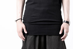 Load image into Gallery viewer, N/07 MINIMAL TANK TOP / CLASSIC JERSEY (BLACK)