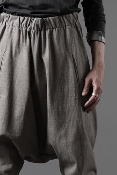 Load image into Gallery viewer, m.a+ elastic waist low crotch 2 pocket pants / P571/MJP1 (CARBON)