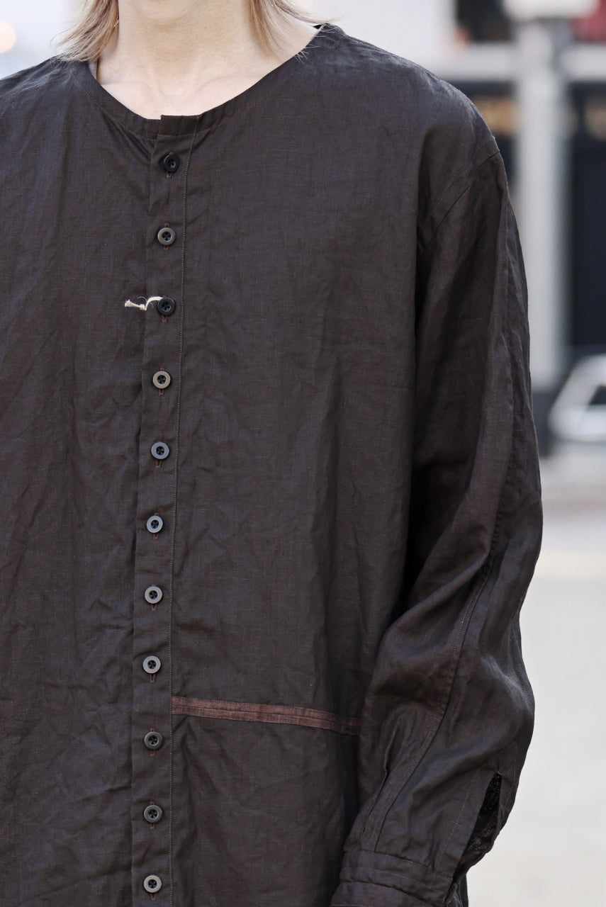 画像をギャラリービューアに読み込む, KLASICA "SH-044" SPLIT RAGLAN COLLAR LESS SHIRTS / BENGARA & SUMI COATED LINEN (BENGARA)
