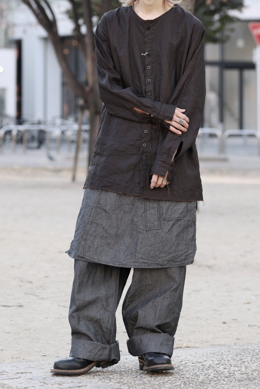 画像をギャラリービューアに読み込む, KLASICA "SH-044" SPLIT RAGLAN COLLAR LESS SHIRTS / BENGARA & SUMI COATED LINEN (BENGARA)