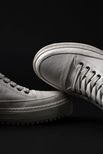 画像をギャラリービューアに読み込む, masnada LOW TOP SNEAKER / CALF SKIN LEATHER (CHALK)