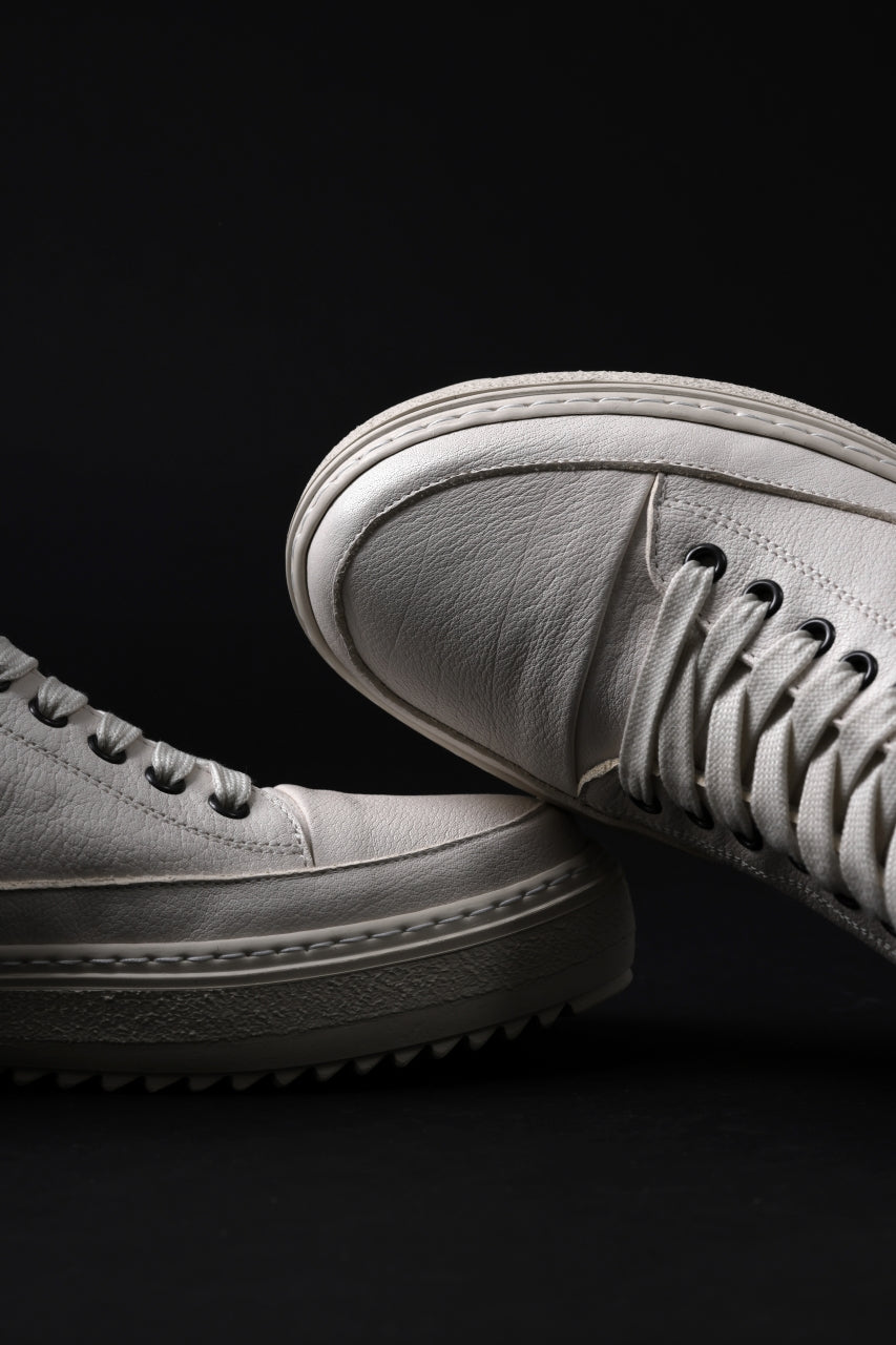 画像をギャラリービューアに読み込む, masnada LOW TOP SNEAKER / CALF SKIN LEATHER (CHALK)