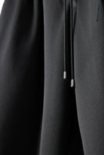画像をギャラリービューアに読み込む, mastermind JAPAN WIDE FIT TROUSERS / HIGH END STRETCH JERSEY (BLACK)