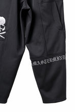 画像をギャラリービューアに読み込む, mastermind JAPAN WIDE FIT TROUSERS / HIGH END STRETCH JERSEY (BLACK)