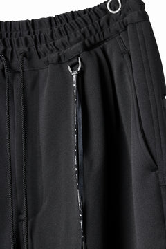 画像をギャラリービューアに読み込む, mastermind JAPAN WIDE FIT TROUSERS / HIGH END STRETCH JERSEY (BLACK)
