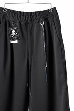 画像をギャラリービューアに読み込む, mastermind JAPAN WIDE FIT TROUSERS / HIGH END STRETCH JERSEY (BLACK)