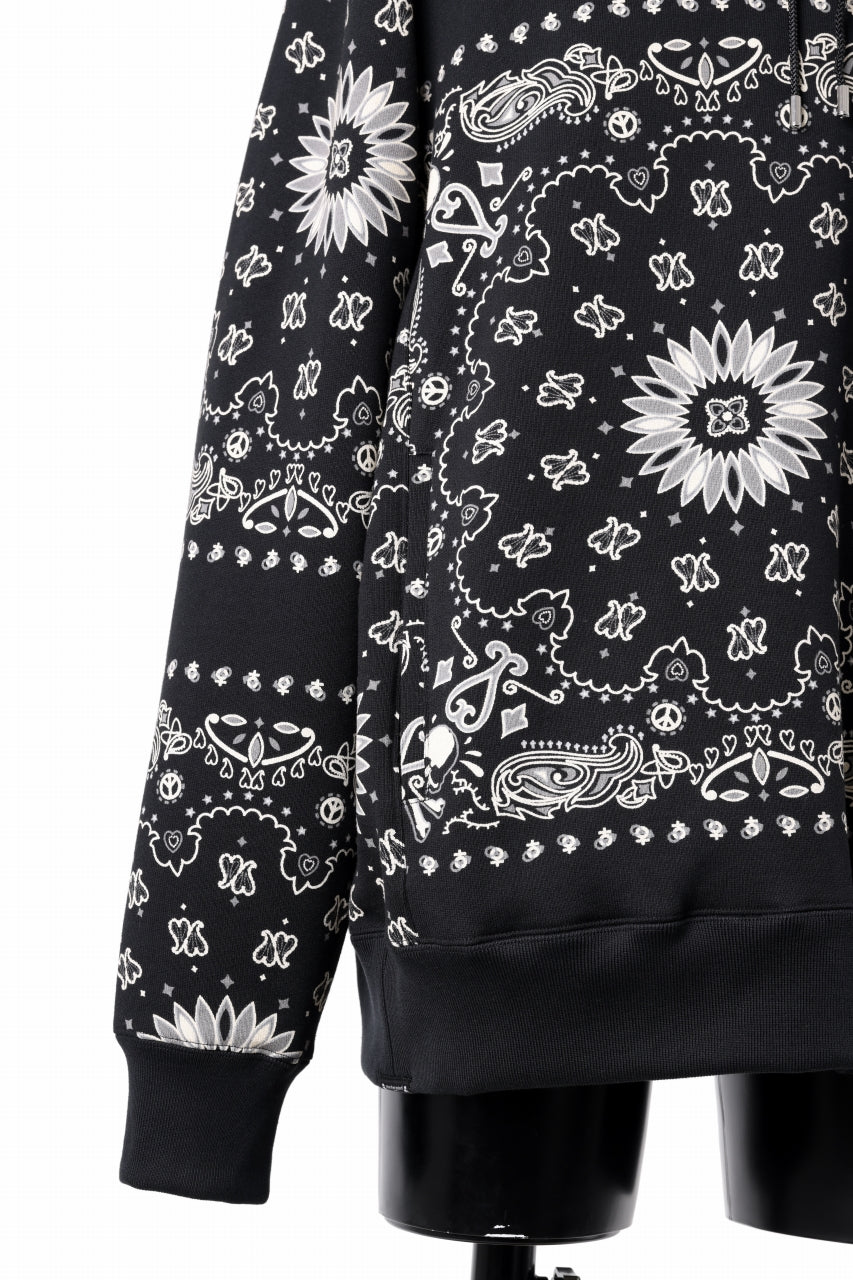 Load image into Gallery viewer, mastermind JAPAN BANDANA HOODIE / REGULAR FIT (BLACK BASE)