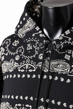 Load image into Gallery viewer, mastermind JAPAN BANDANA HOODIE / REGULAR FIT (BLACK BASE)