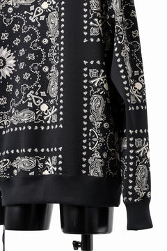 Load image into Gallery viewer, mastermind JAPAN BANDANA HOODIE / REGULAR FIT (BLACK BASE)